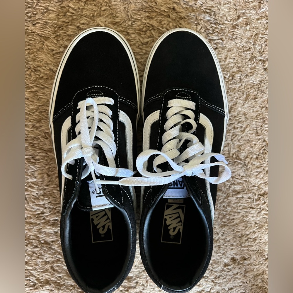 Vans. Men’s size 9